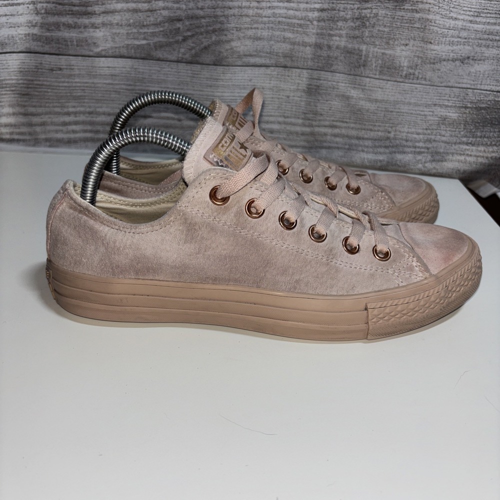Converse Women's 6.5 CTAS OX Bisque Blush Rose Gold 158411C Suede - Picture 2 of 11